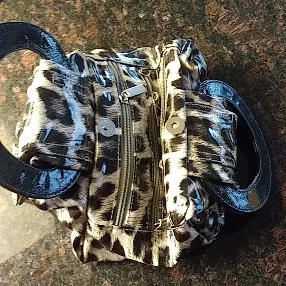 Purse - Picture 3 of 3